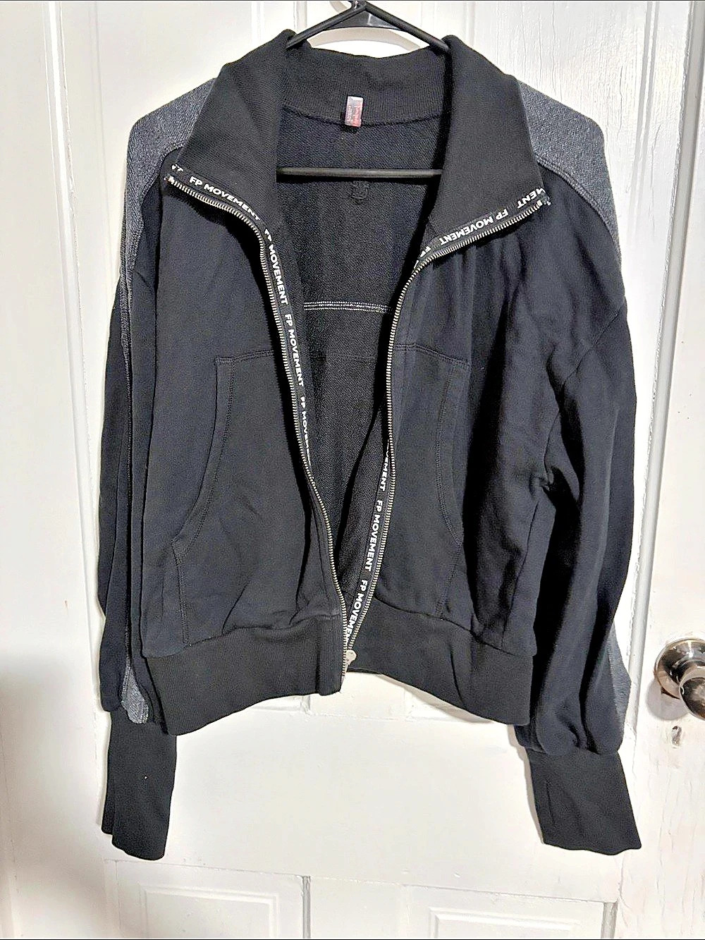 FP Movement High Jump Oversize Zip-Up Jacket Black & Gray